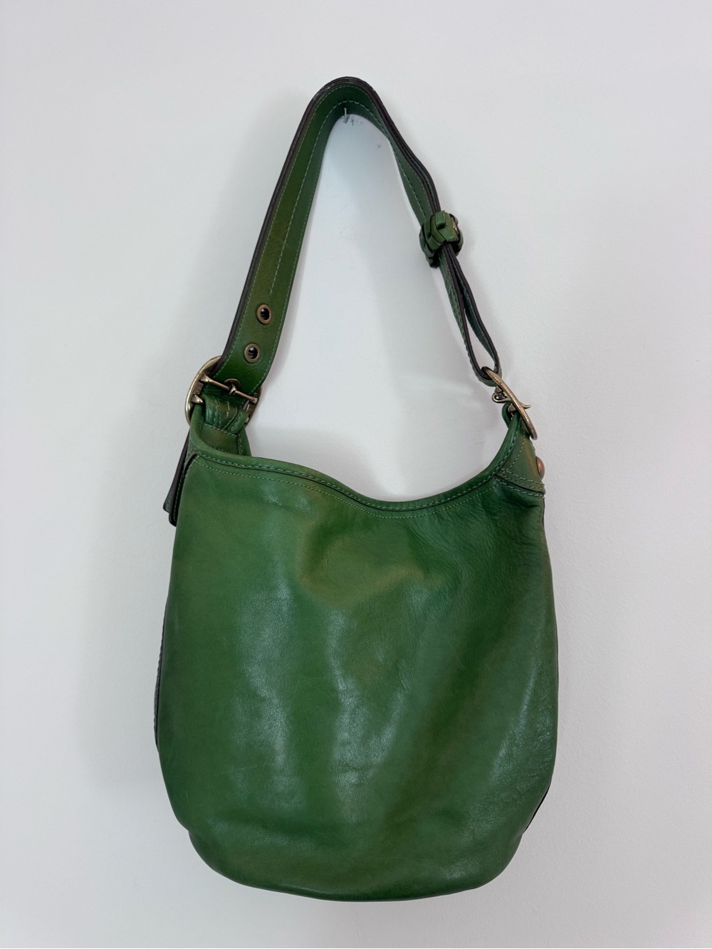 VTG COACH BLEEKER TATTERSALL BURNISHED Leather Bucket Bag in Apple Green #11422 - Picture 4 of 17